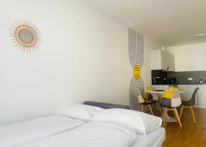 Apstay Premium I Parking Option I Self Check-in