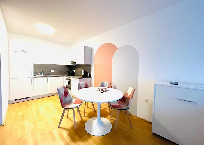 Apstay Premium I Parking Option I Self Check-in 그라츠