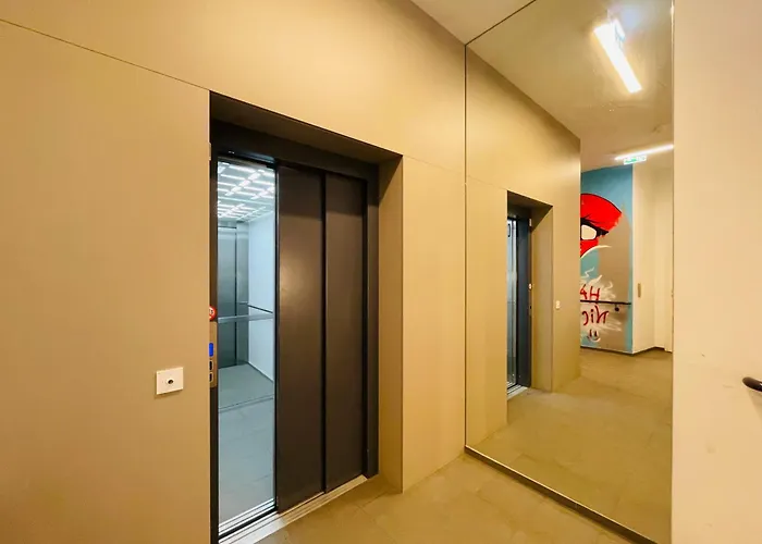 Apstay Premium I Parking Option I Self Check-in 格拉茨